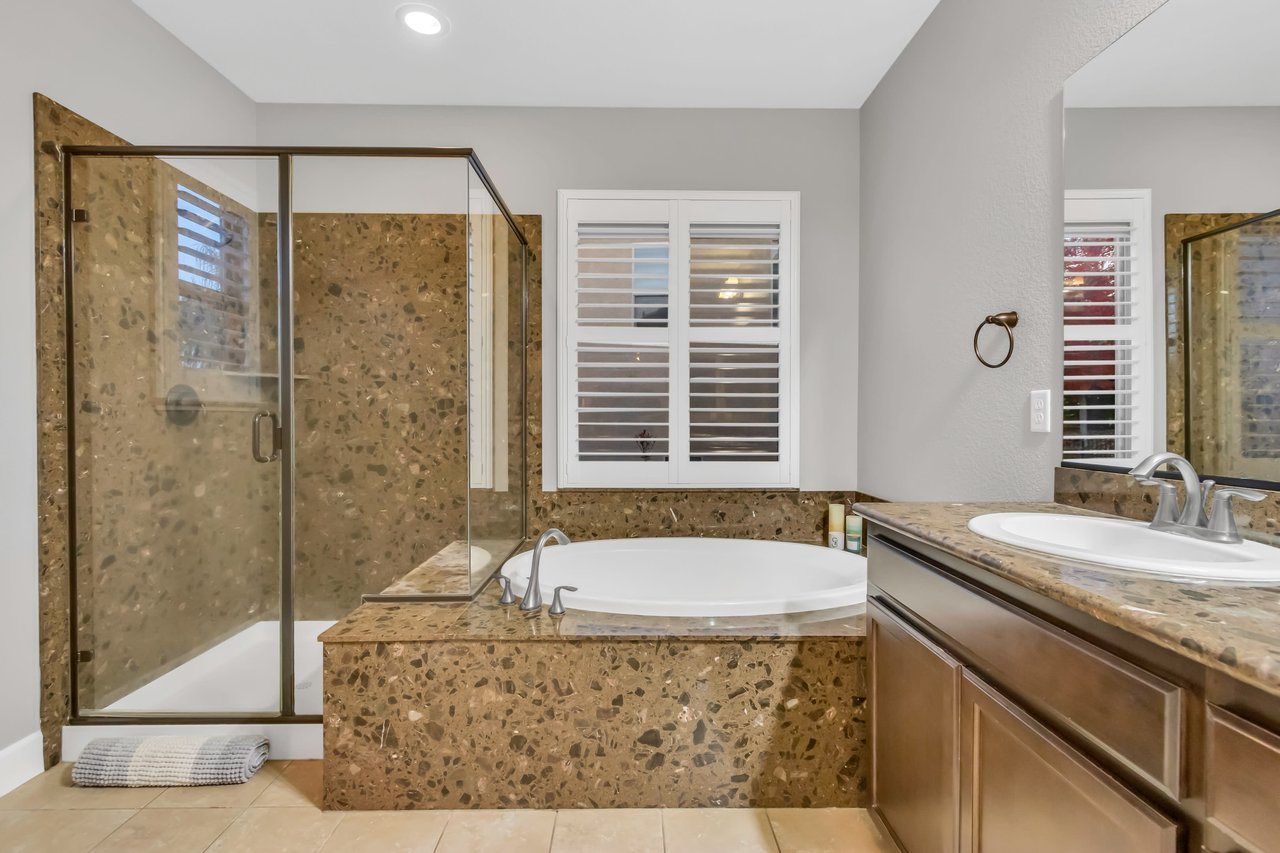 3123 Acorn Glen Way