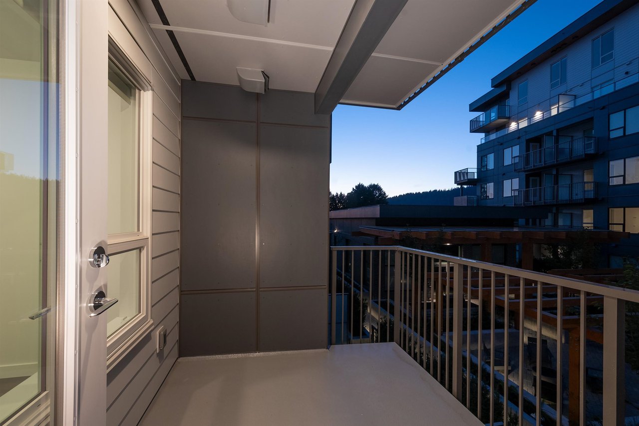 216-645 Como Lake Avenue, Coquitlam