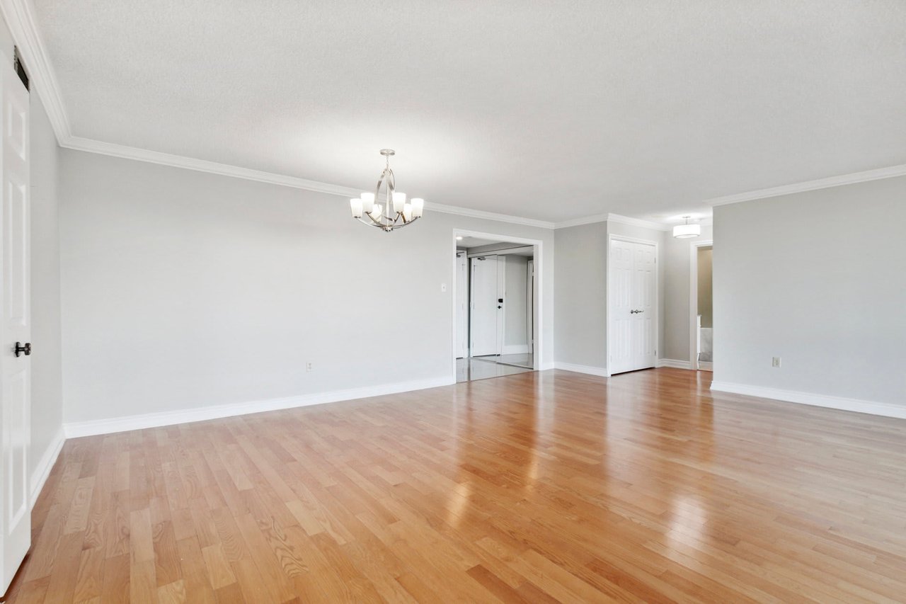 65 Skymark Drive 301