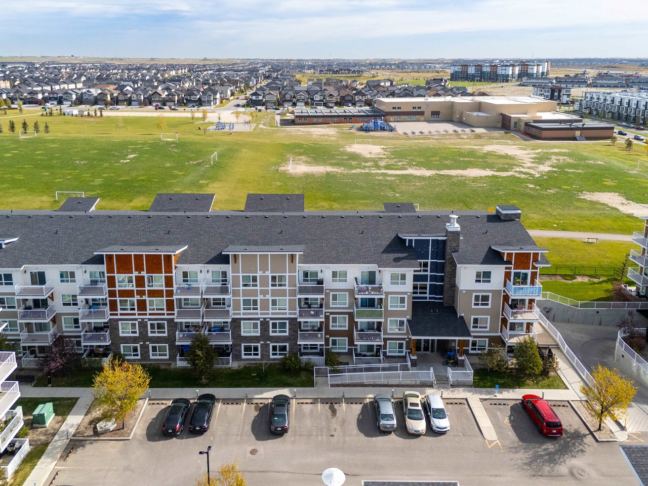 302 Skyview Ranch Drive NE Unit: 6406