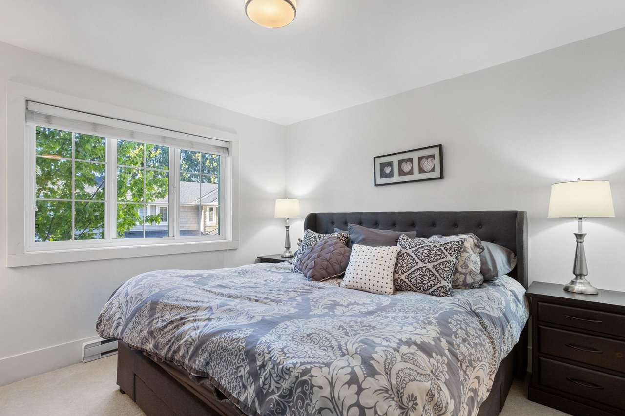 81-12161 237 St