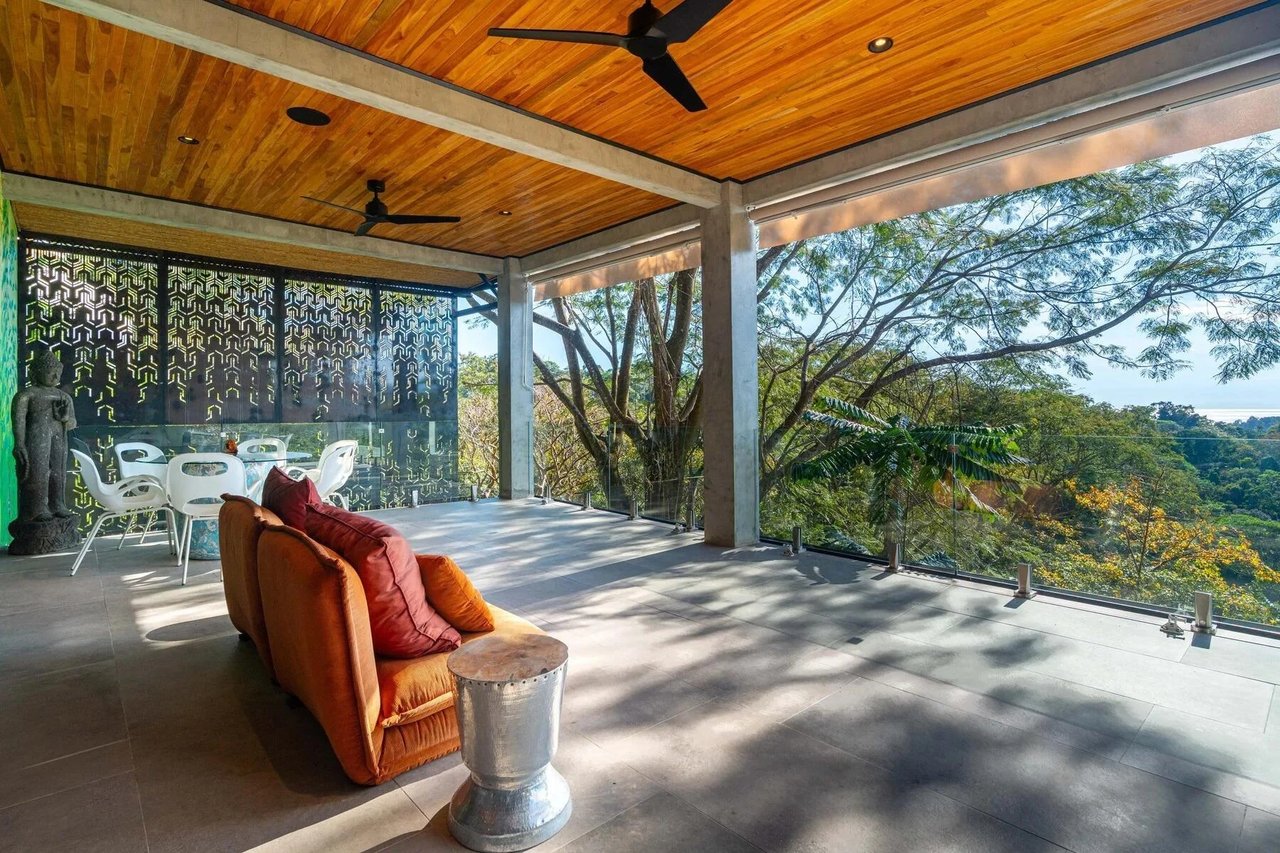 Rooftop Pool Modern Luxury Estate, Manuel Antonio, Puntarenas