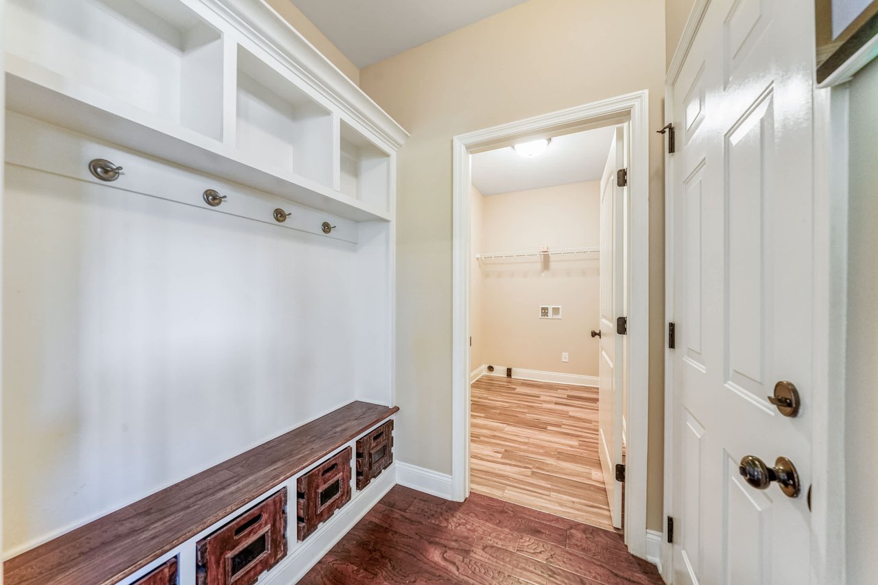 MADISON CITY SCHOOLS!!! 4 BEDROOMS!! Storm Shelter!