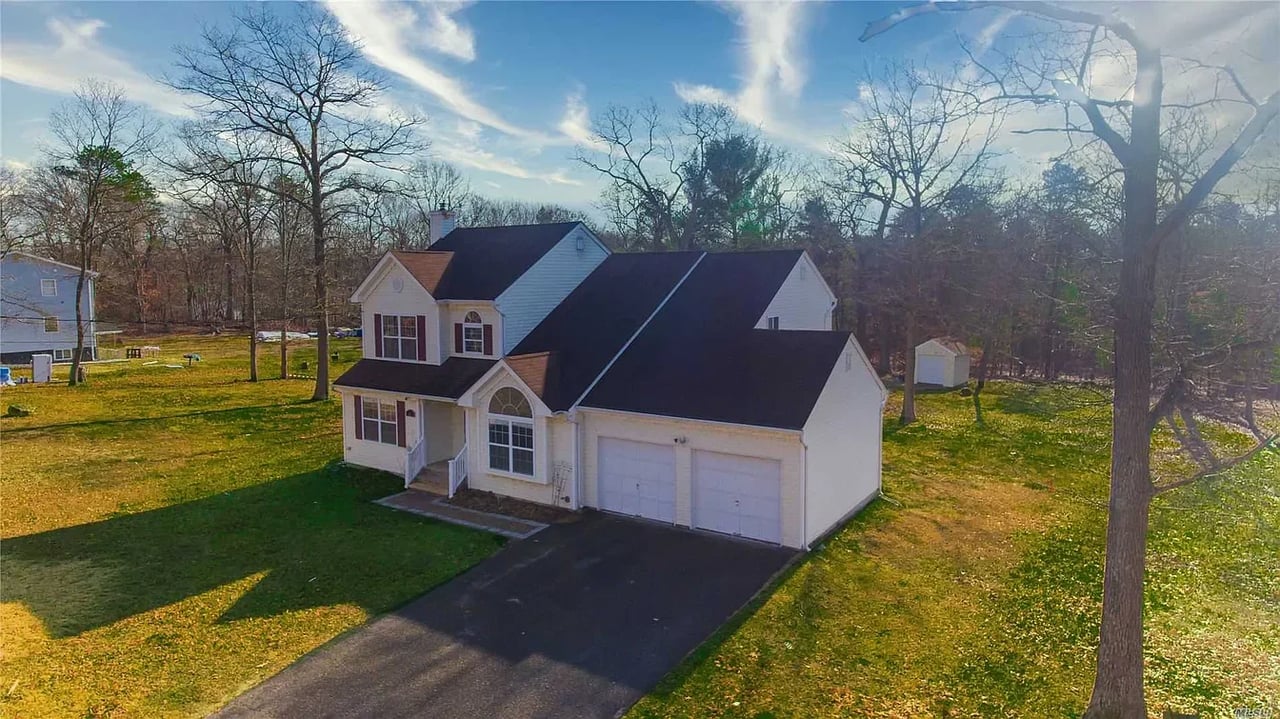 68 Barbara Ln
