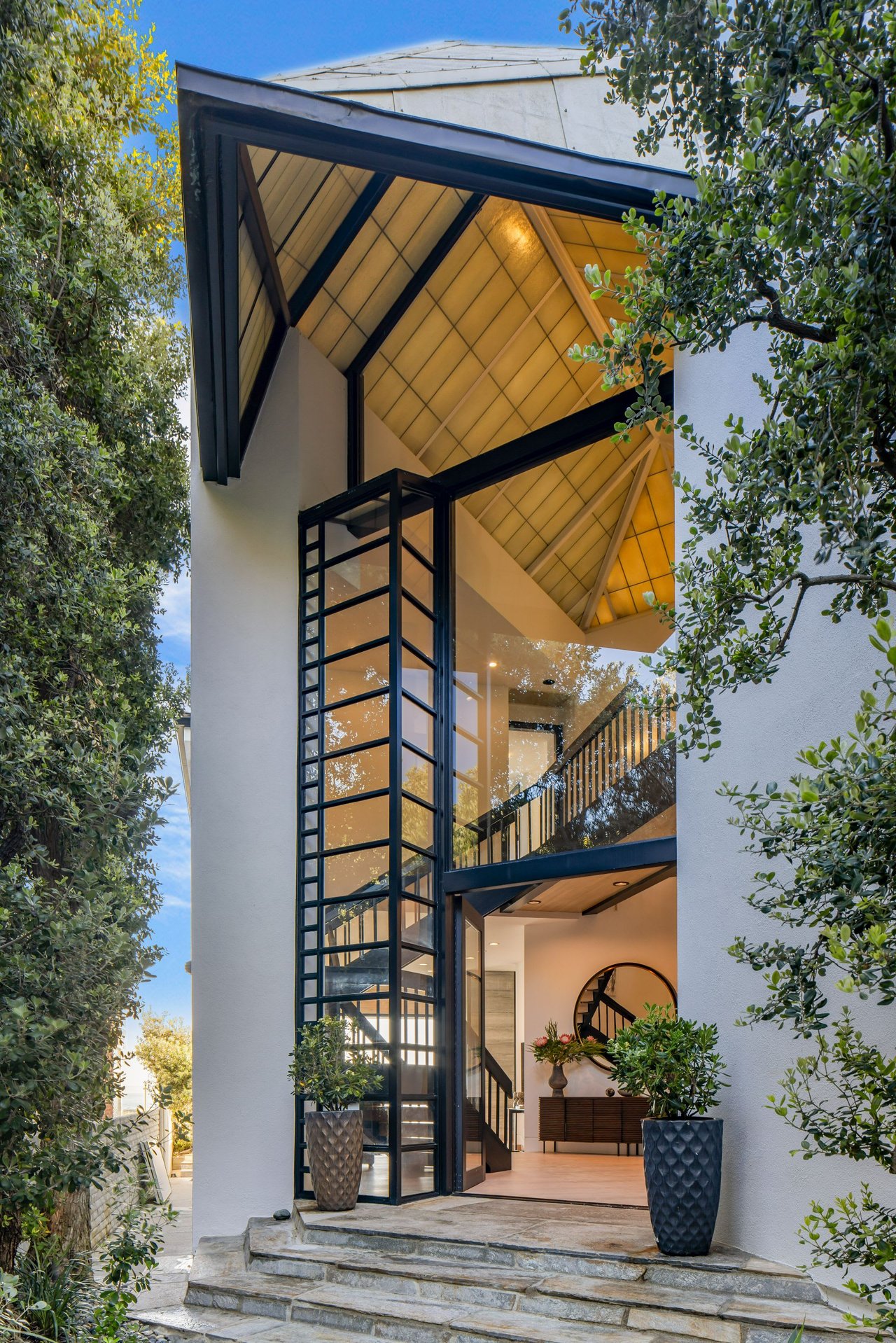 Beachfront Living on Malibu's Broad Beach