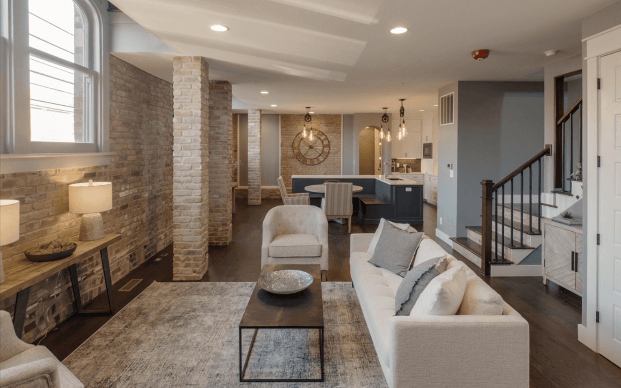 Luxury Homes for Sale in the Indy Area | December 2022