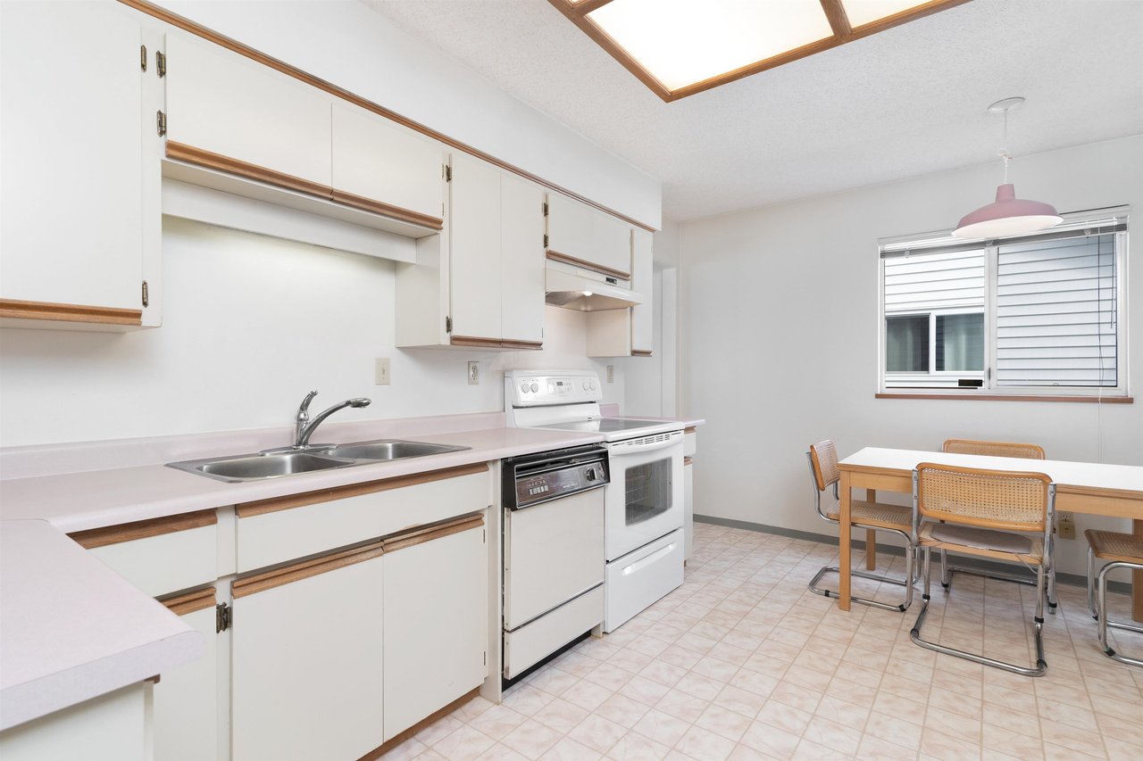 2556 Raven Ct