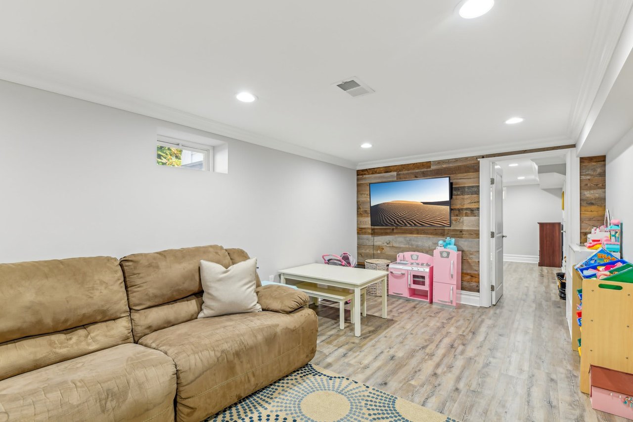 366 Delaware Ave, Union, NJ 07083