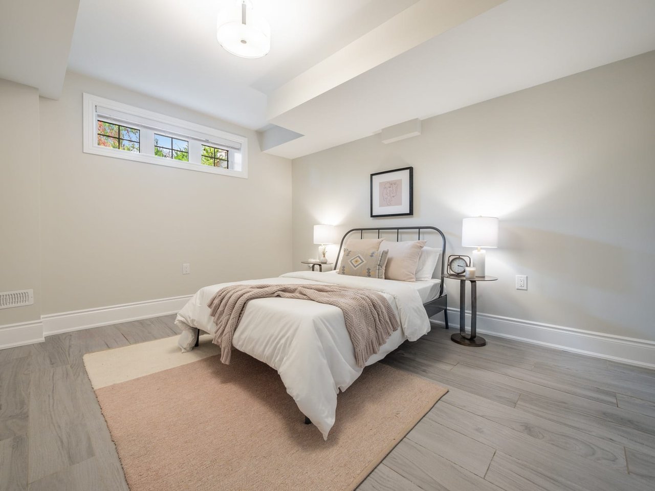 32 Ilfracombe Cres