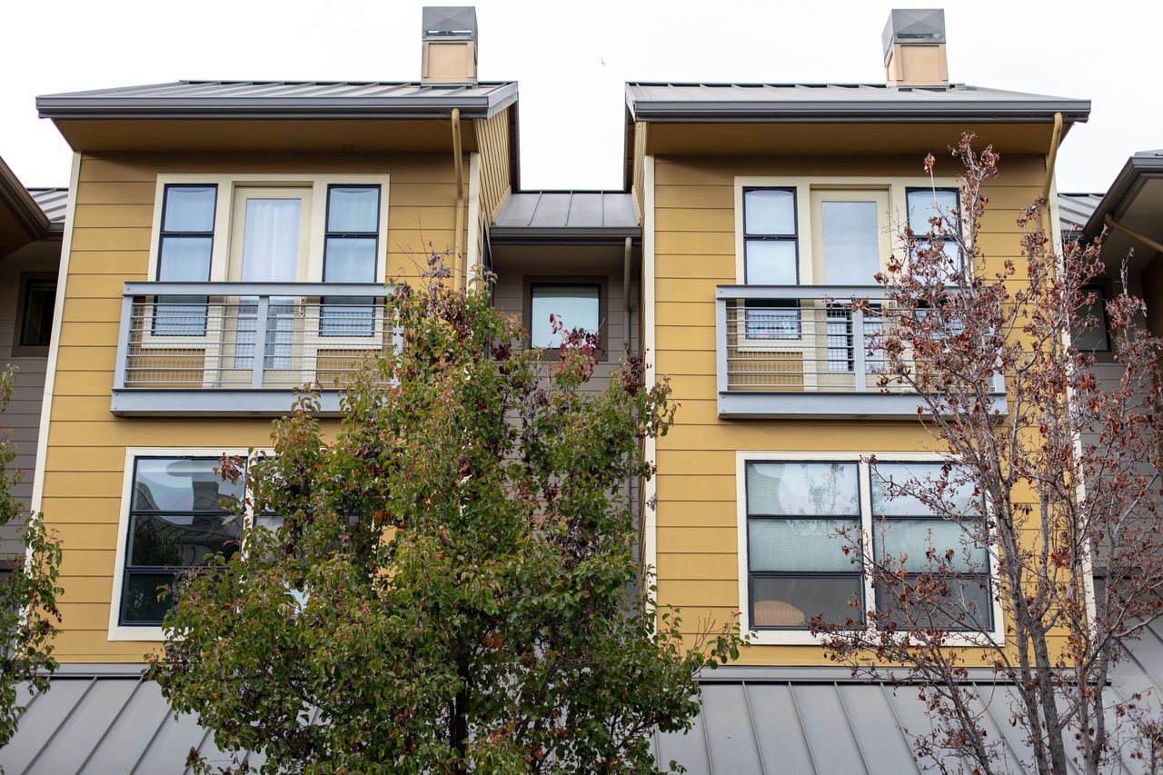 Commission backs plans to add 6,000 residences
