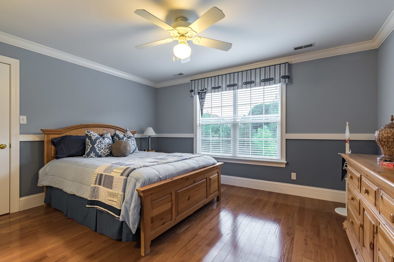 Newer Construction and Oh So Close to Chesterfield Amenities