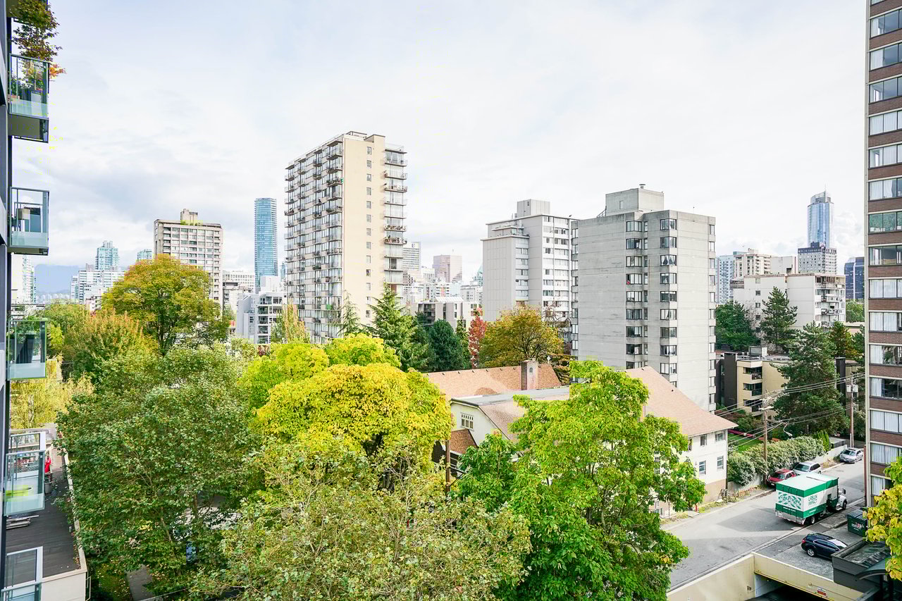 1171 Jervis St, #802