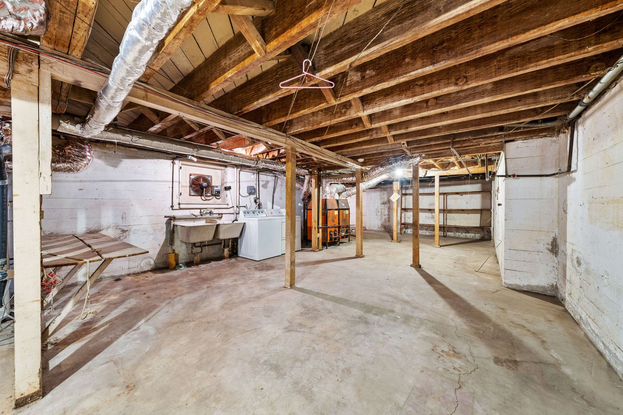 949 Stone Canyon Rd