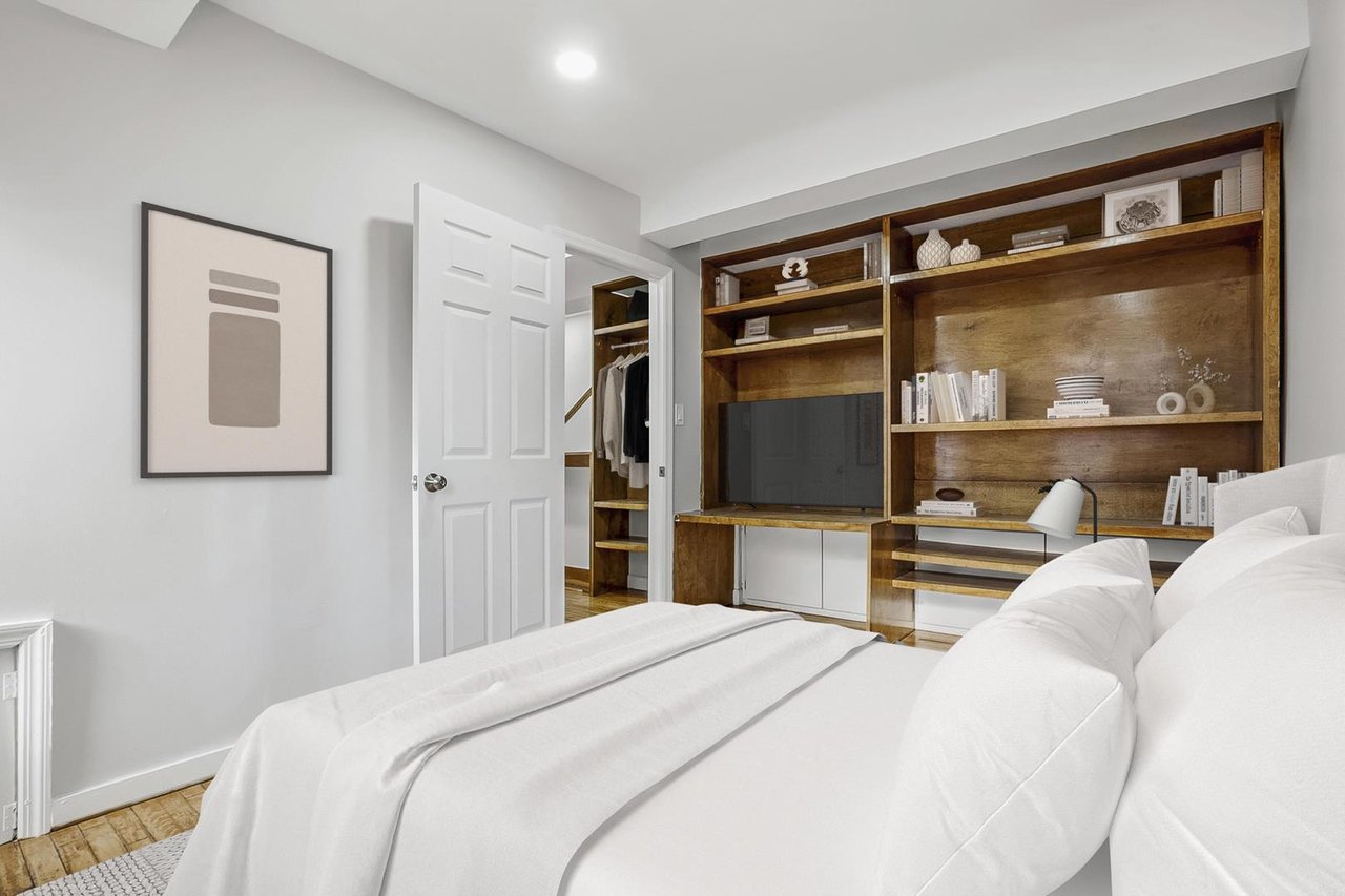 105 East 37th Street, Apt 4-B