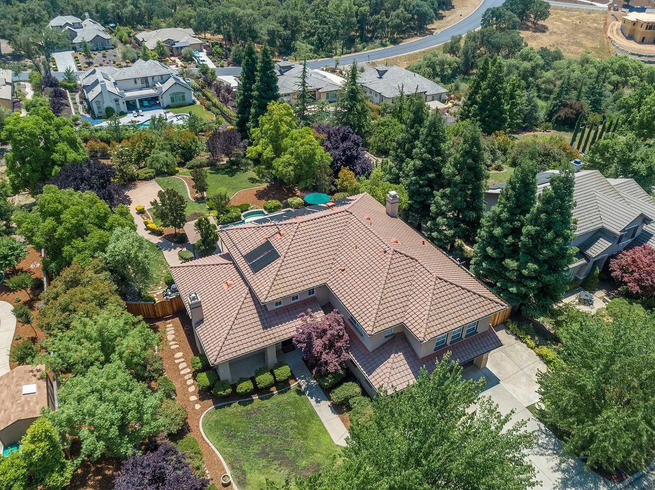 2652 Aberdeen Lane