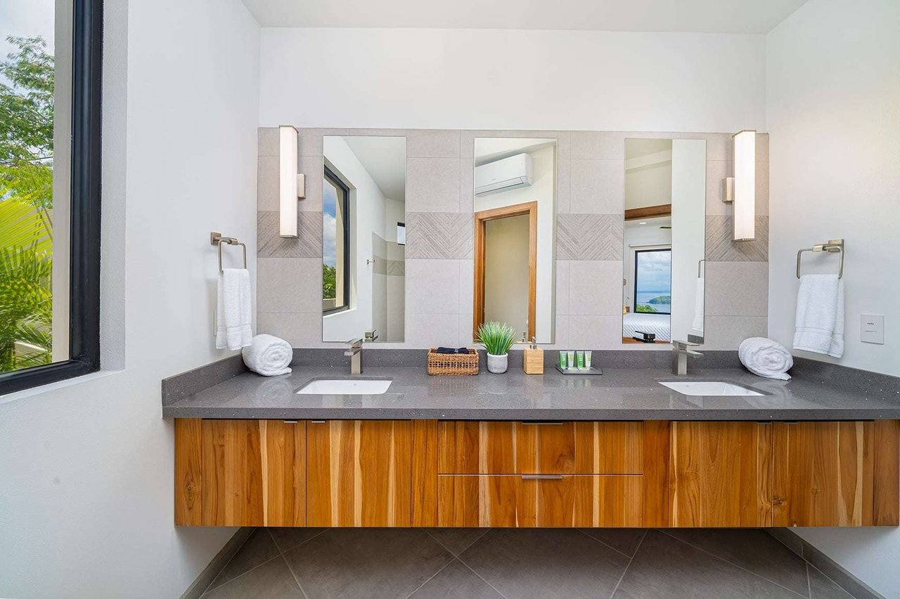 Modern Coastal Ocean View Villa, Flamingo, Guanacaste