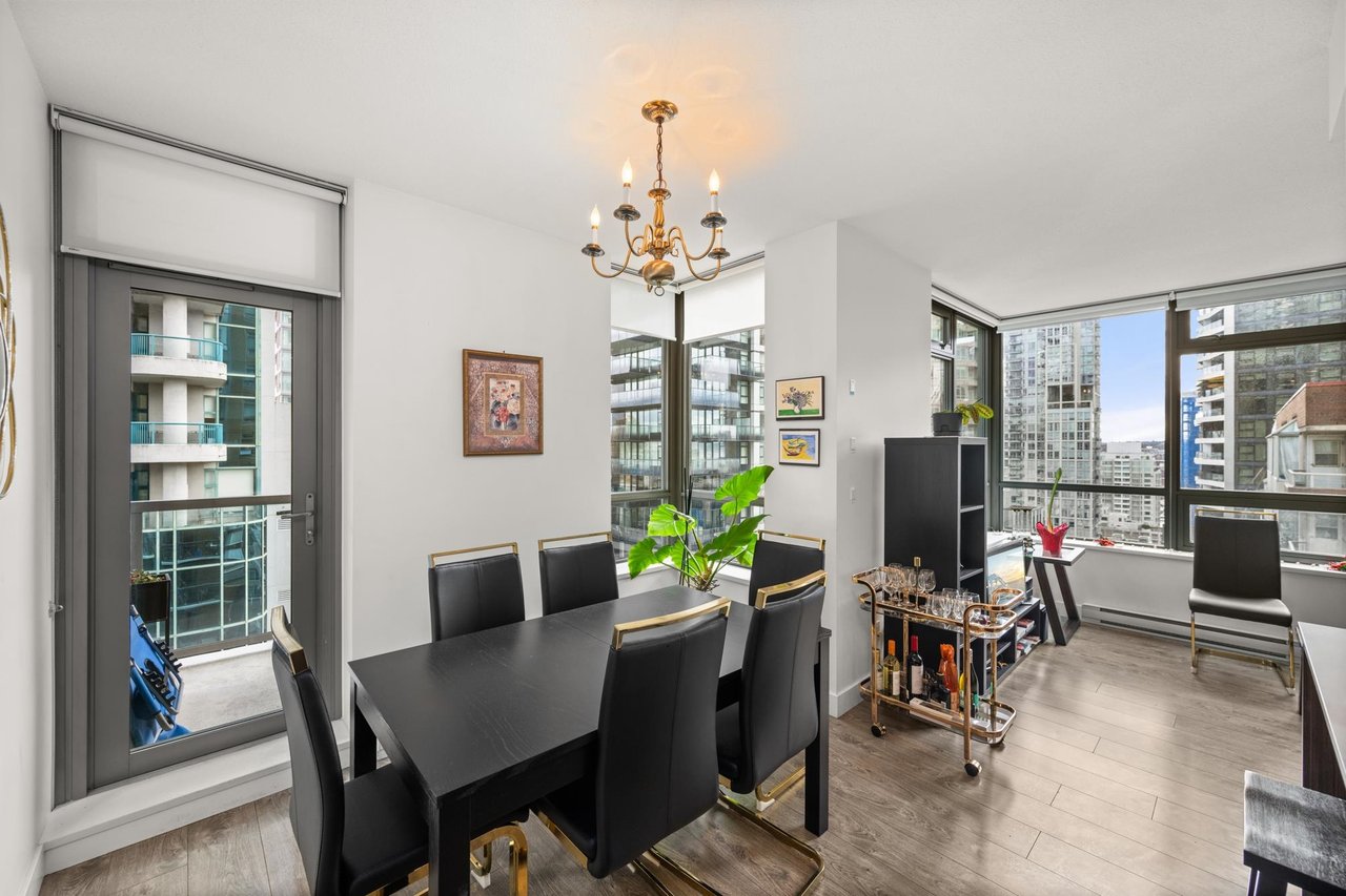 1107-1308 Hornby St