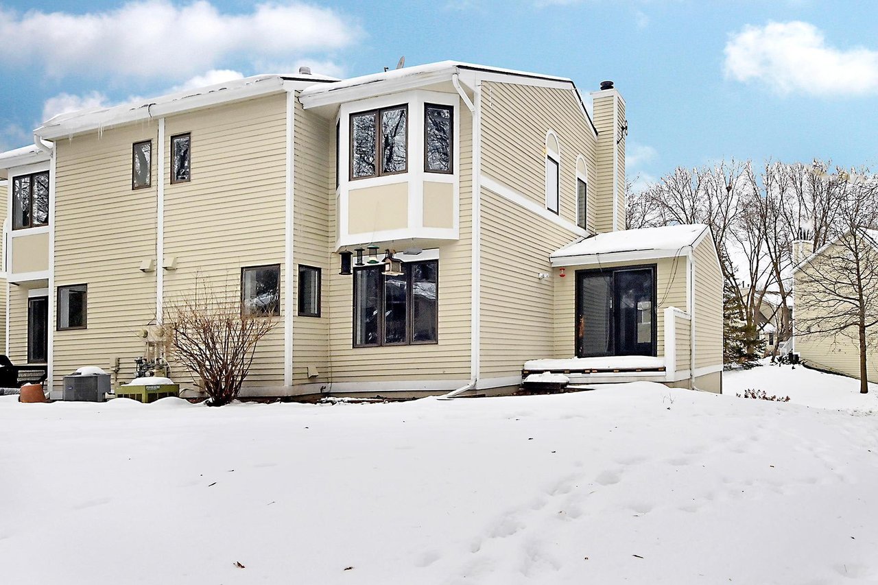 4959 W End Lane | Minnetonka