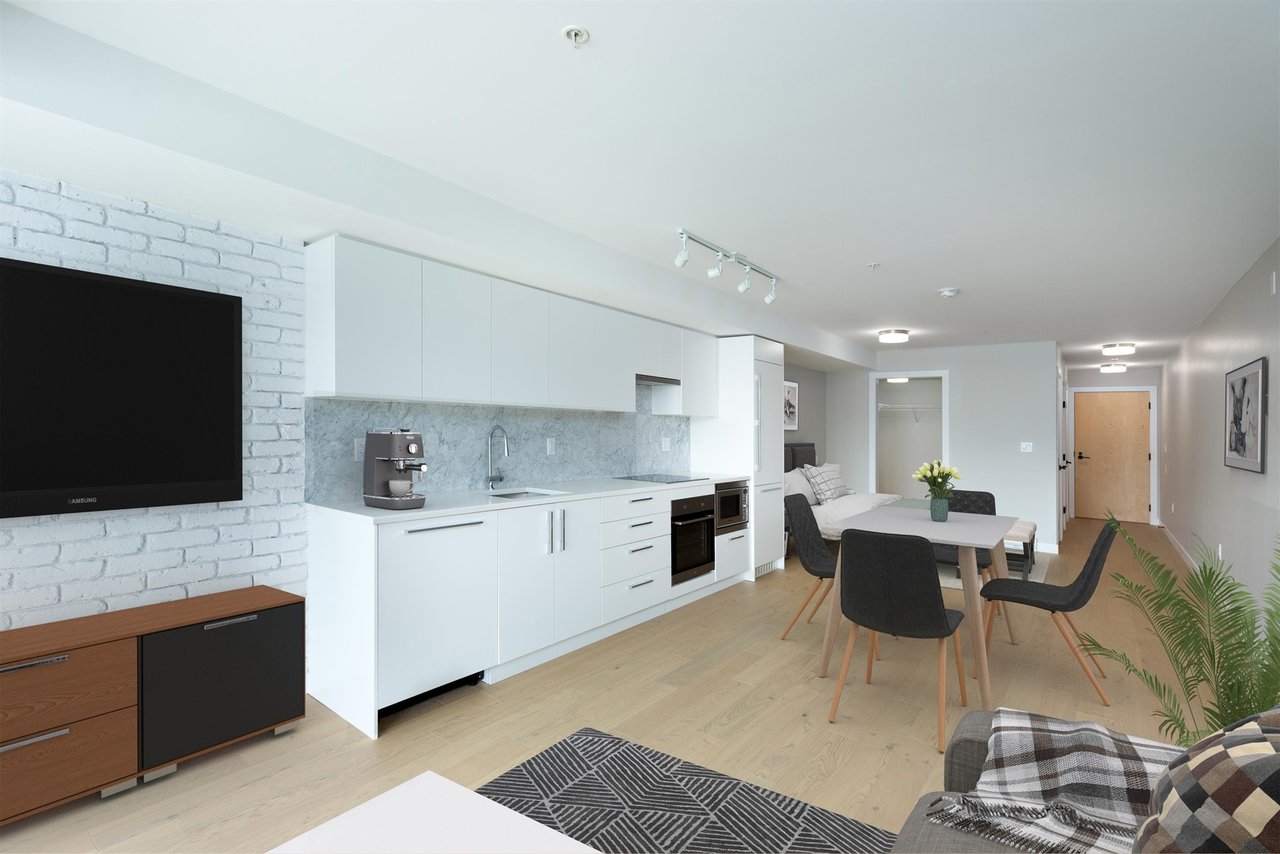 207-2508 Fraser St