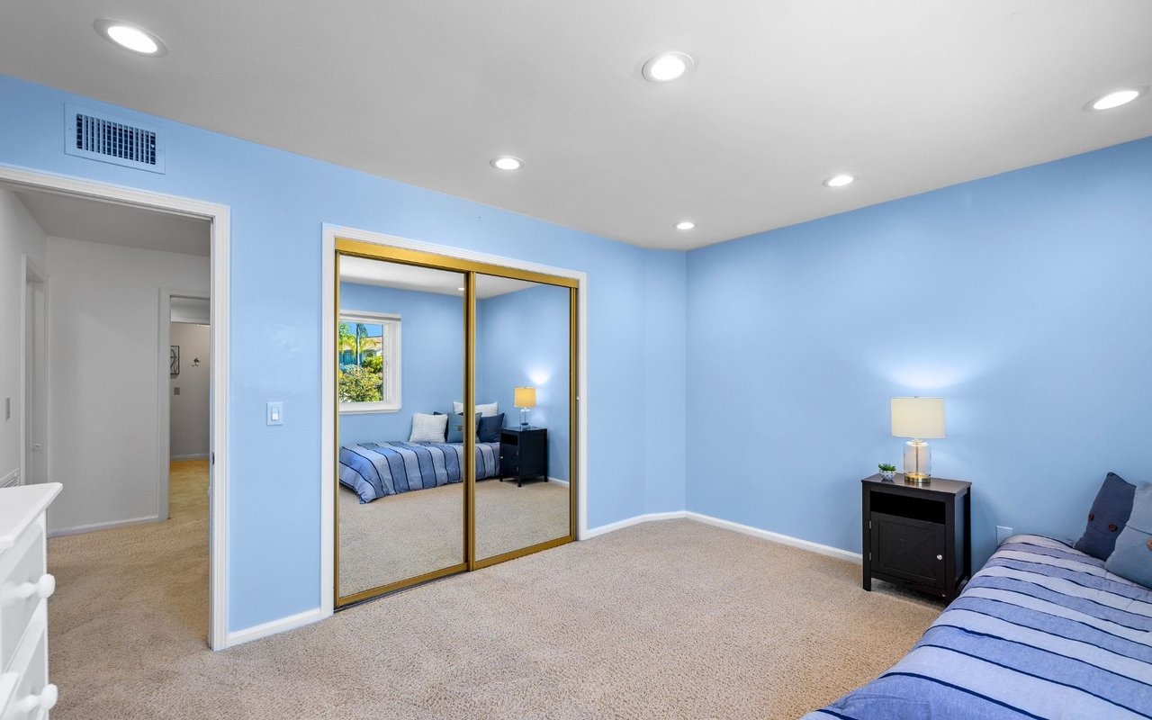 16 Quarterhorse Lane