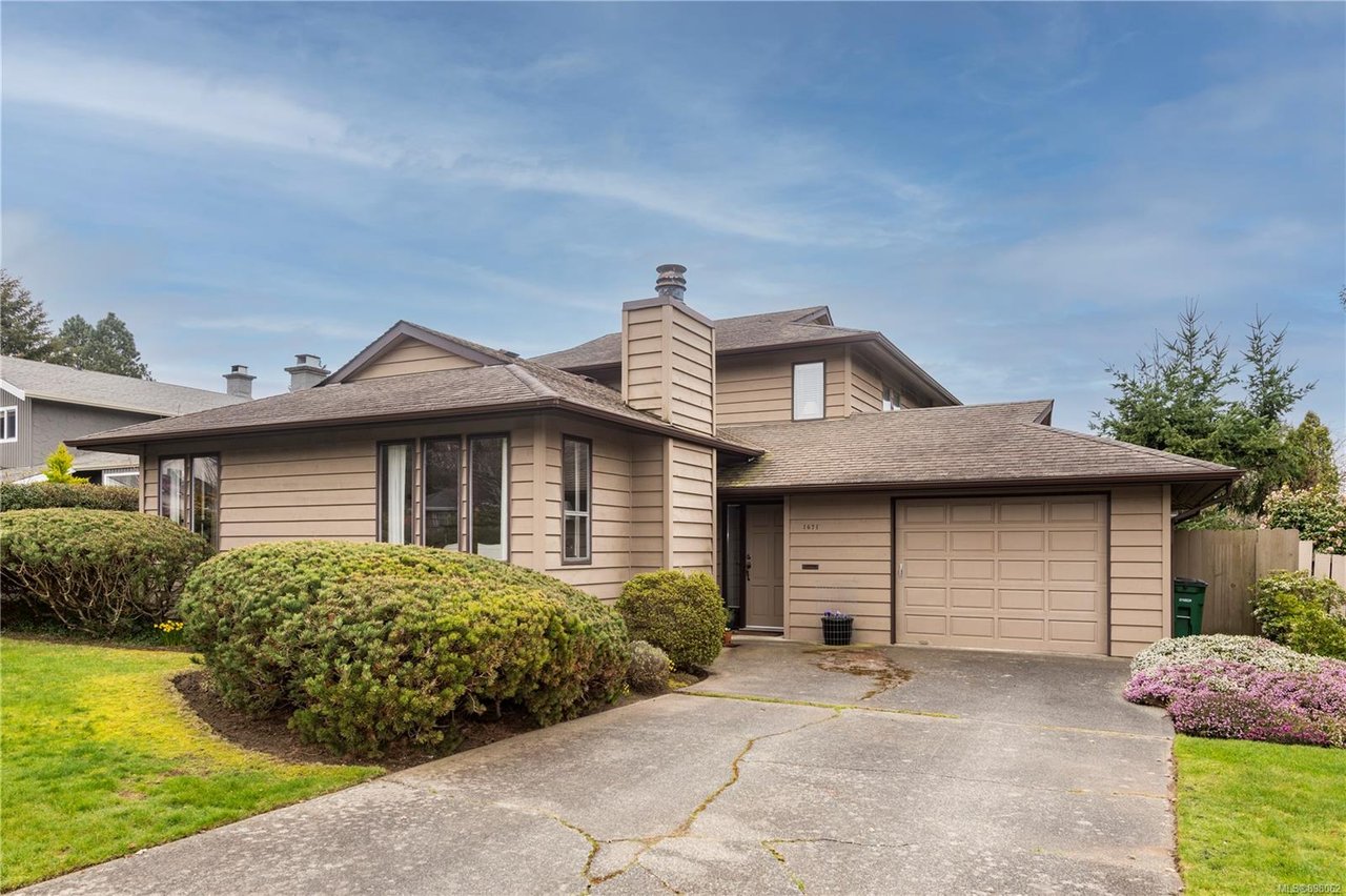 1671 Brousson Dr