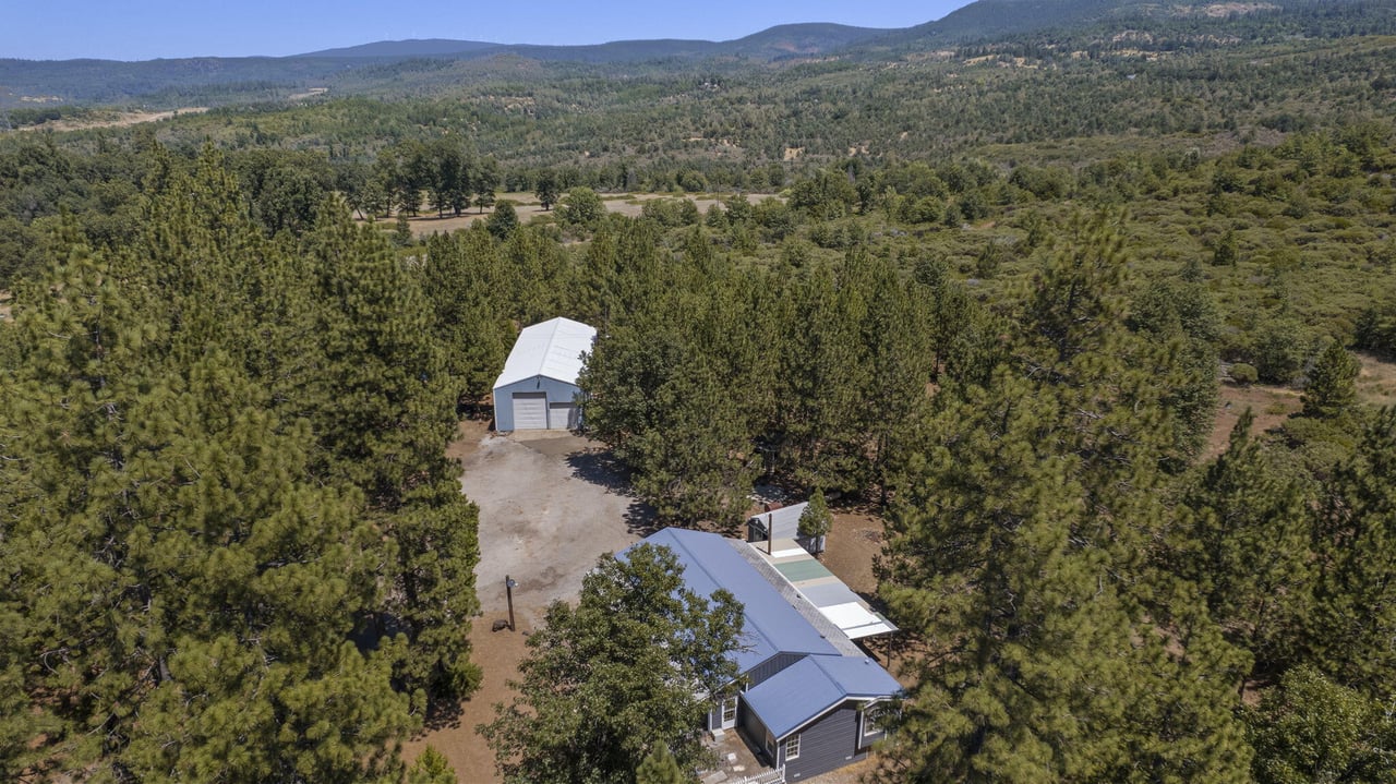 29944 White Pine Rd, Round Mountain, CA 96084