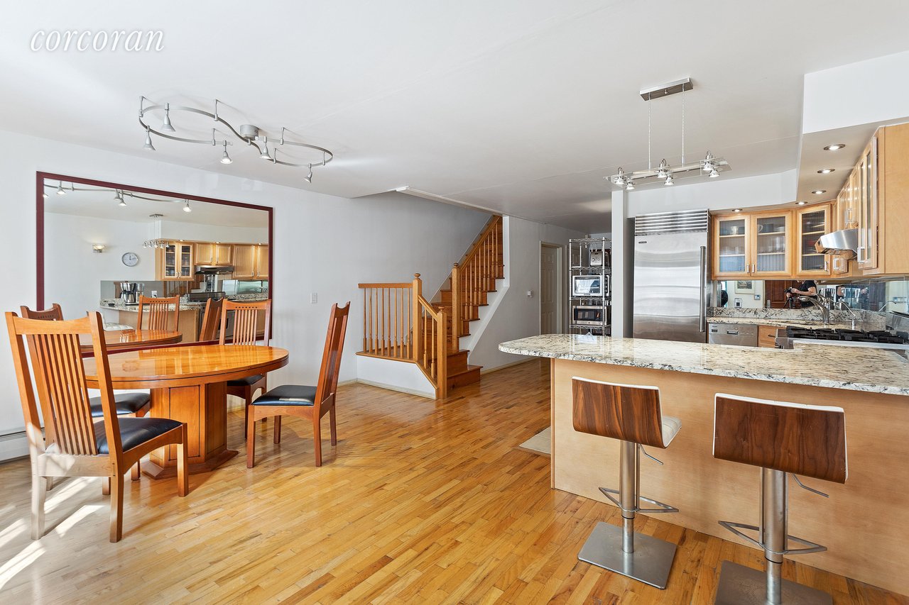 43 W 127th St