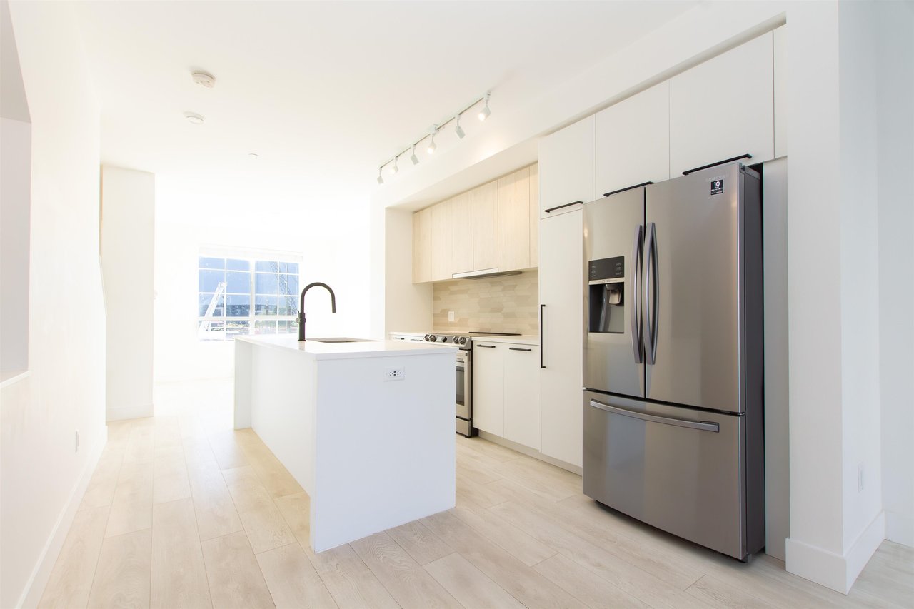 37985 Helm Way, Squamish