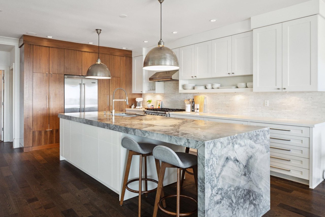 739 Westmoreland Cres