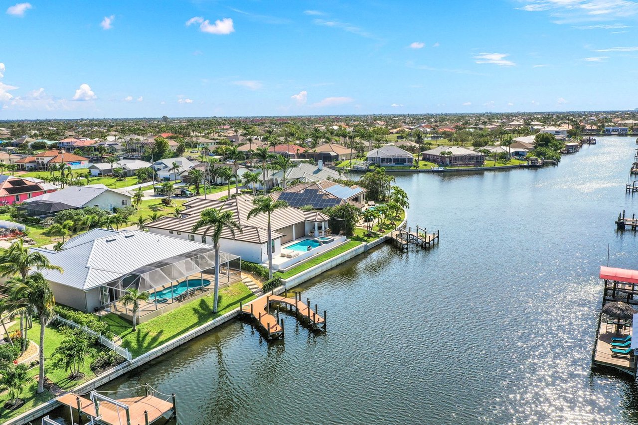1908 SW 53rd Lane