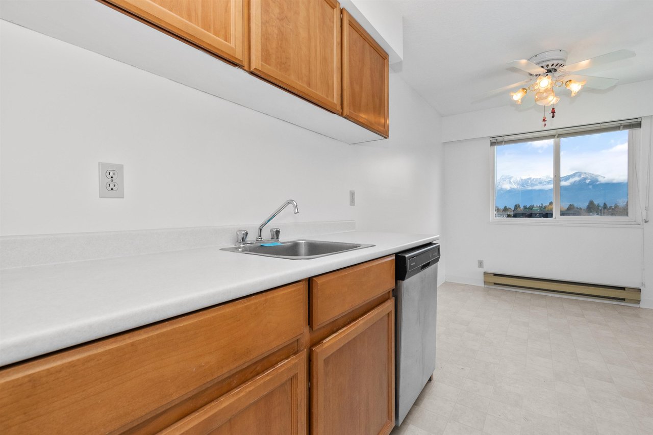 23-46210 Margaret Ave