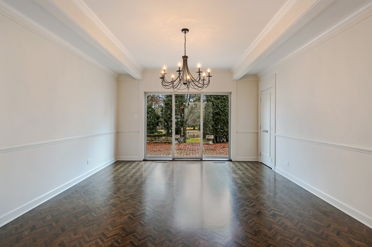 1502 Burr Rdg Club