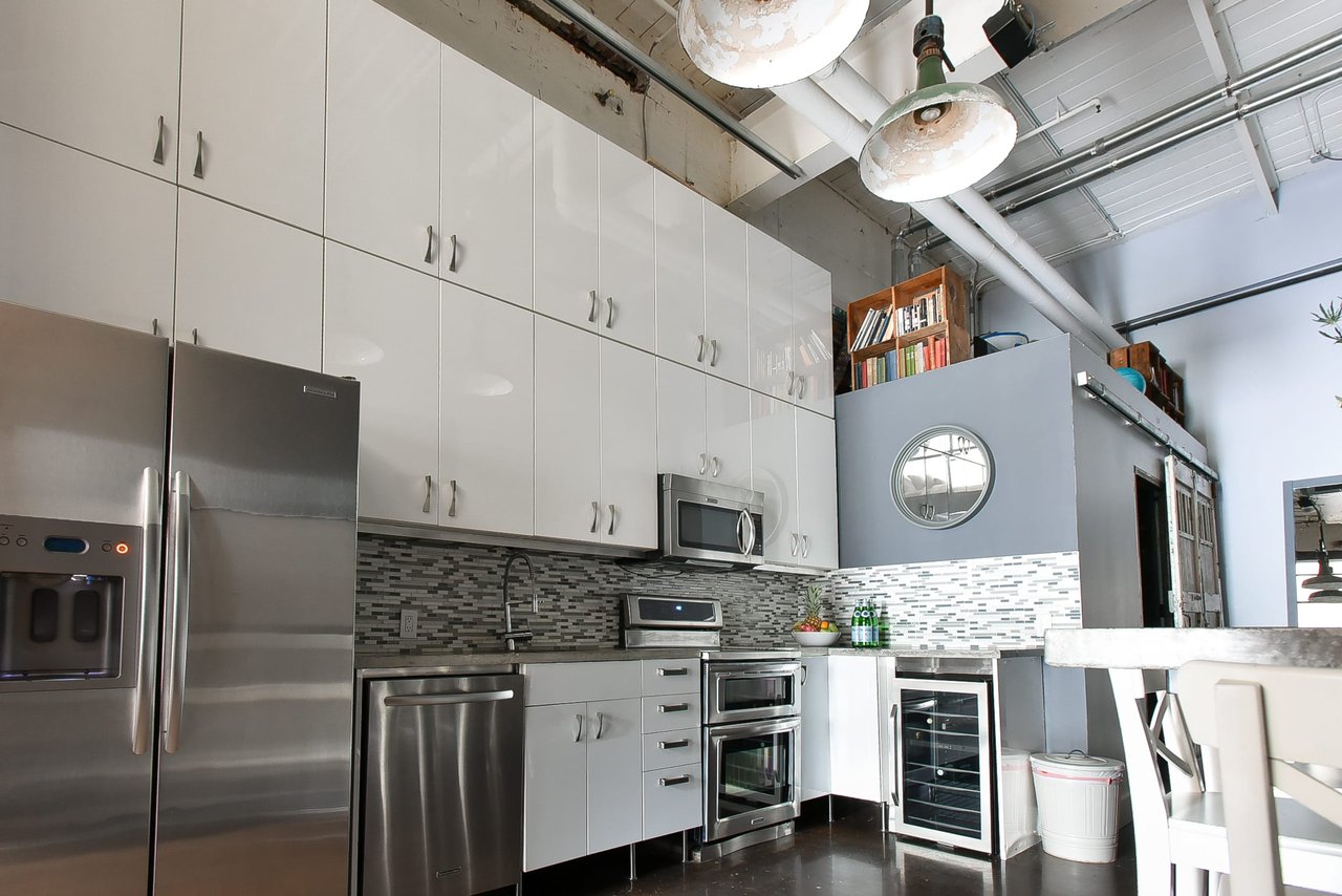 I-ZONE LOFTS