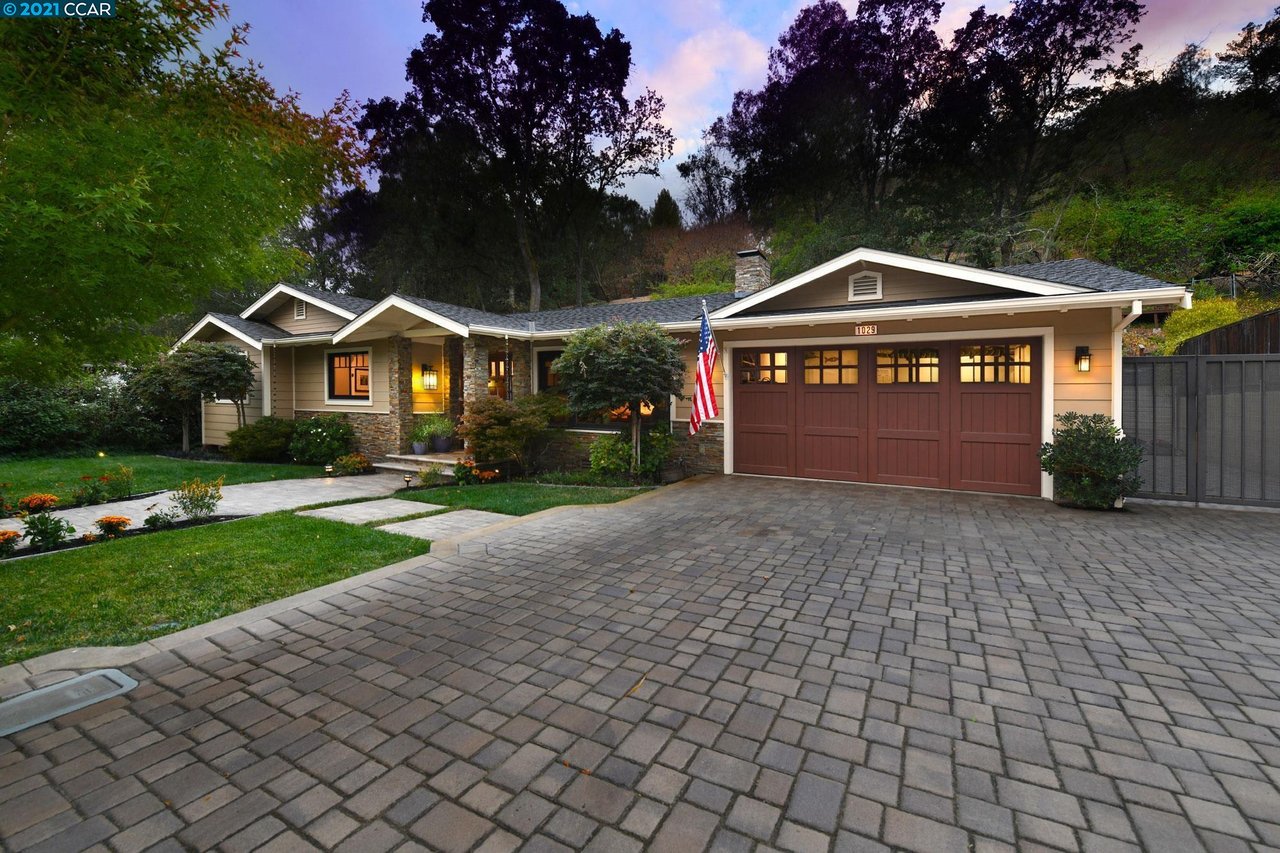1029 Dolores