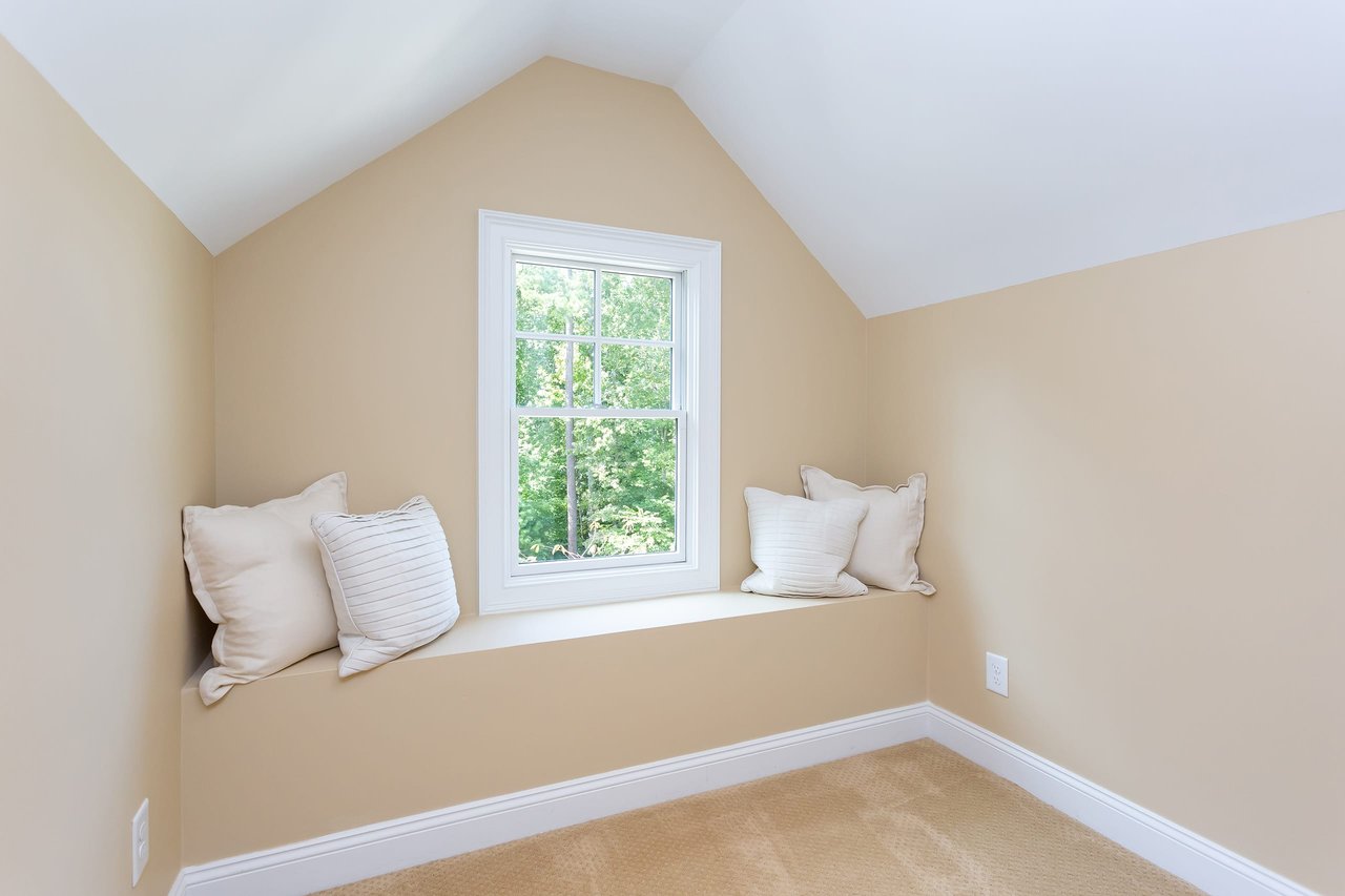 102 Founders Rdg Dr