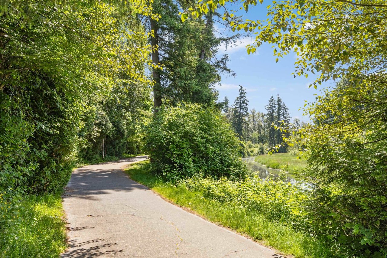 23537 Kanaka Wy