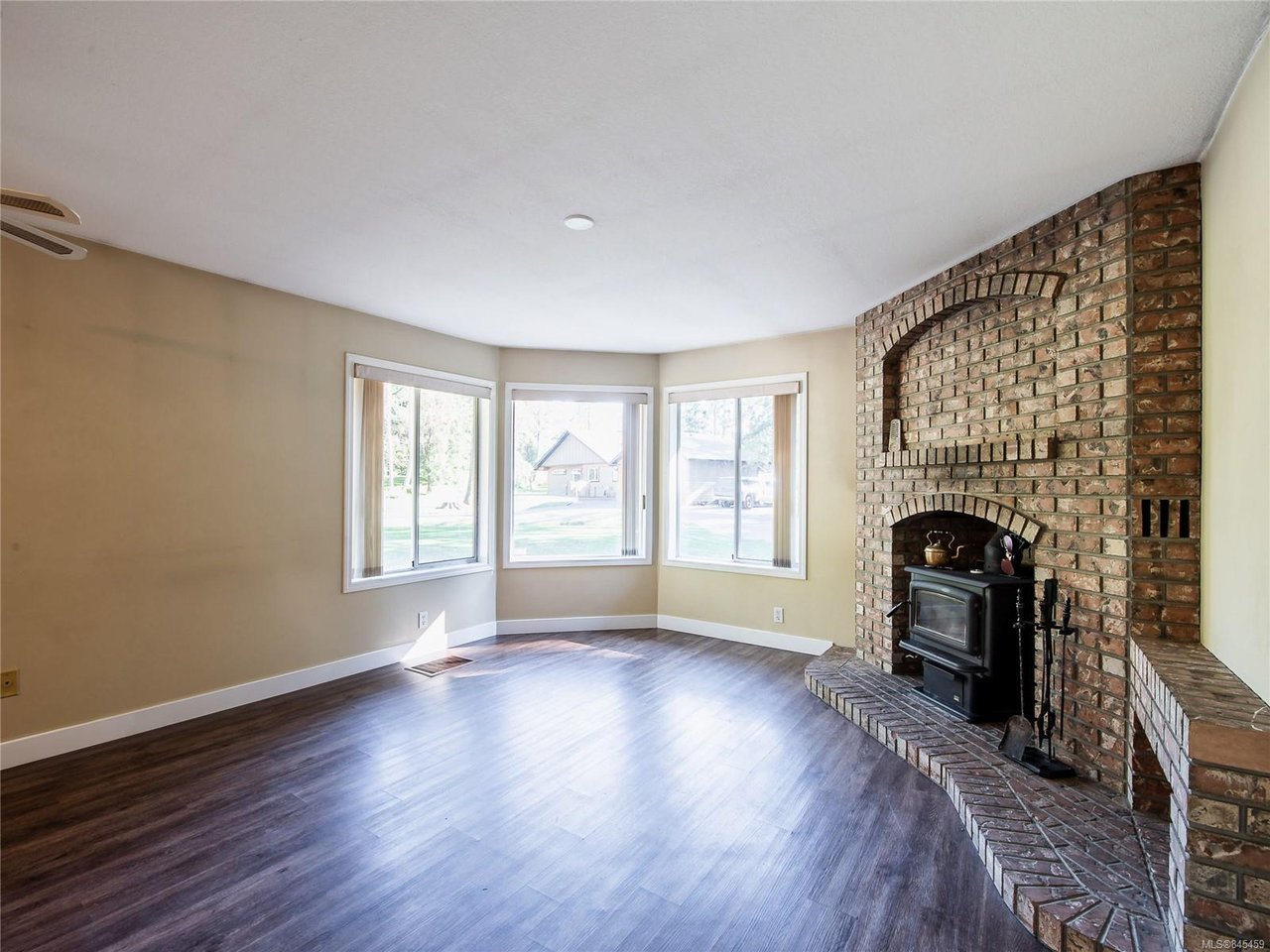 1295 Kopernick Rd