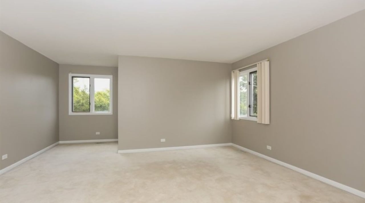 Private Exclusive: 1 Bel Aire Court in Burr Ridge