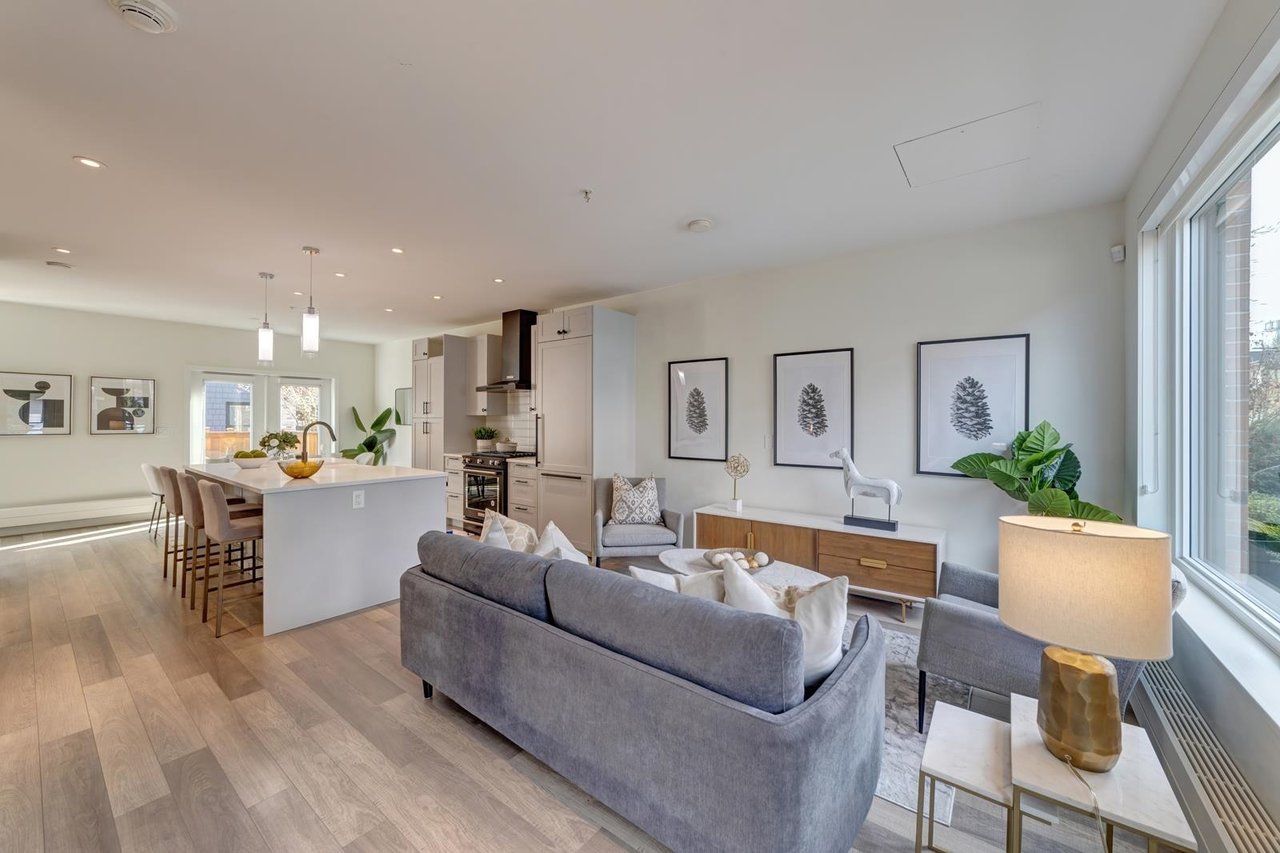 126-525 E 2nd Street, North Vancouver
