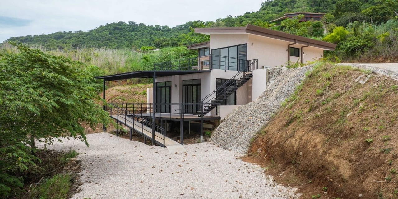 Modern Jungle Estate Guest Home, Flamingo, Guanacaste