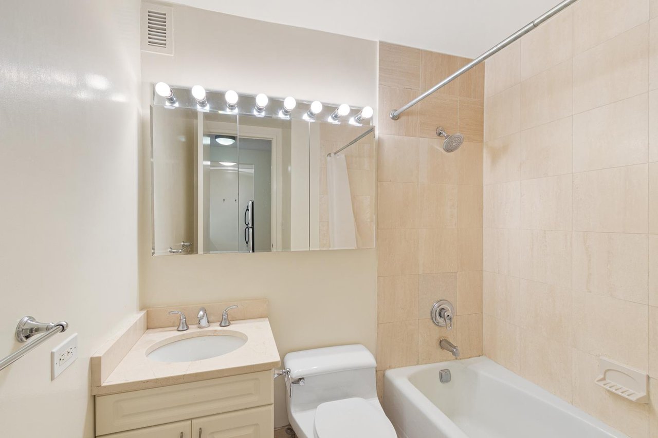 300 Albany Street, Apt 3-E