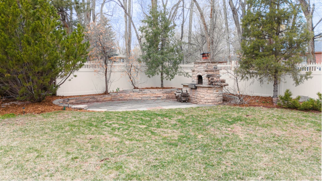2485 Agate Lane