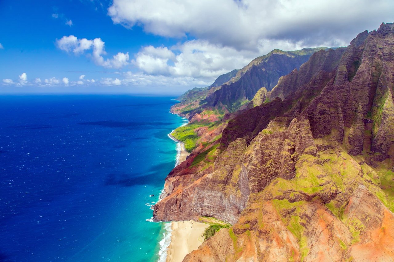 A for Sale: This Hollywood Actor’s Swanky Hawaiian Retreat Has a Backyard Chipping Green