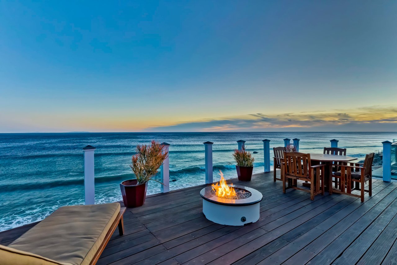 Modern Malibu Road Beach House