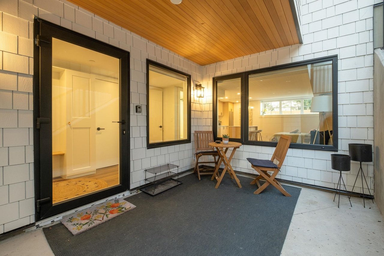 732 Westmoreland Cres