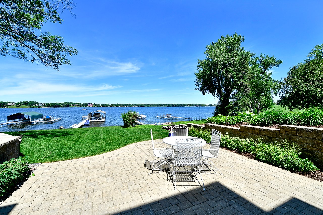 1928 Cottage Ln | Minnetonka Beach