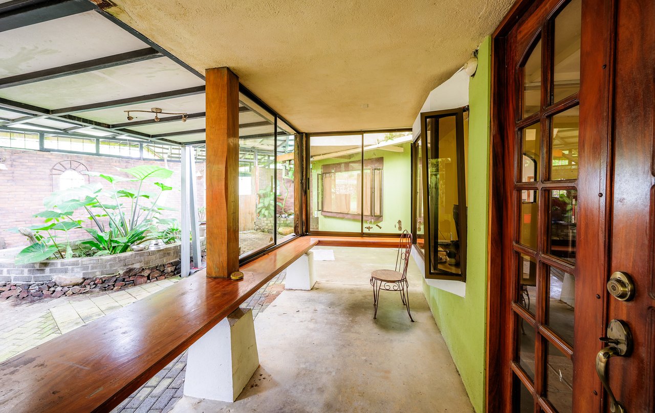 Main Road Commercial Property, Lake Arenal, Alajuela