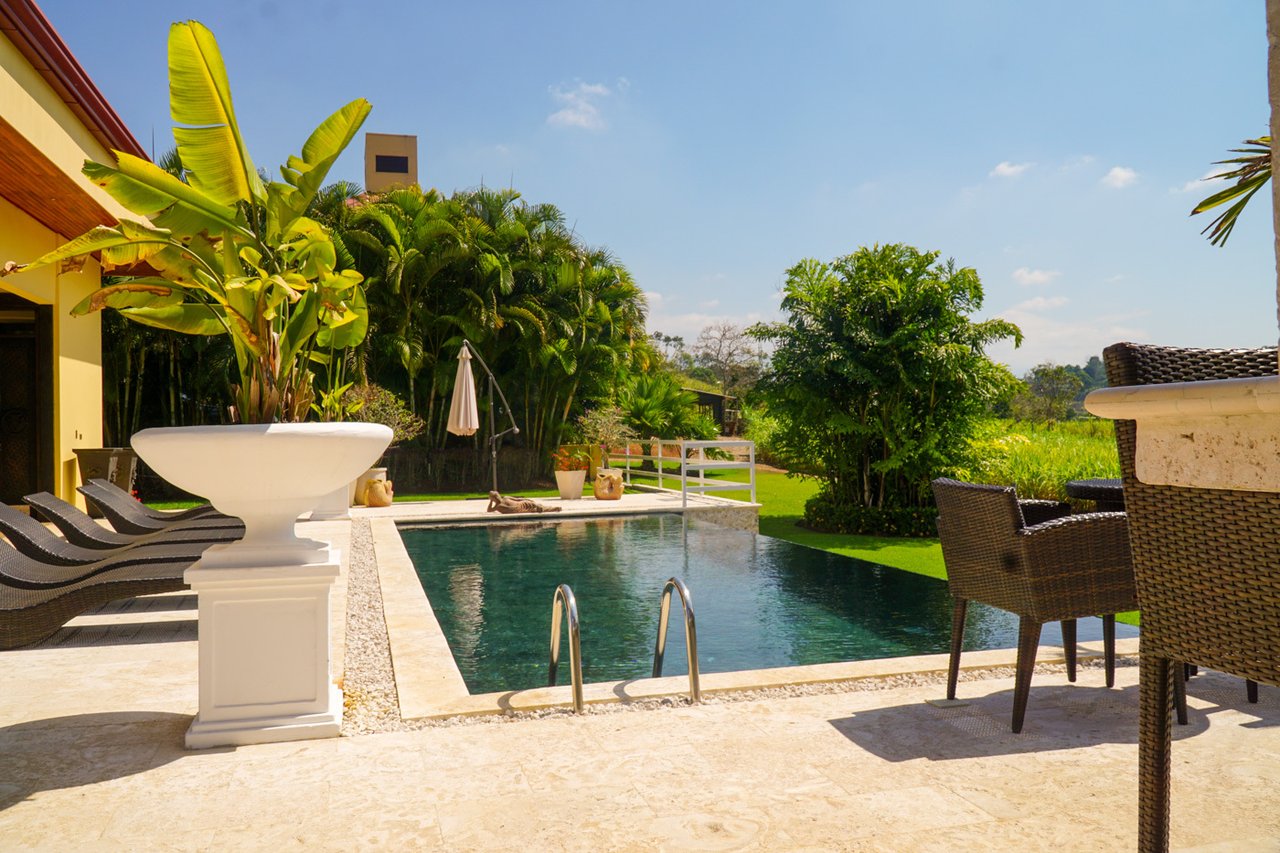Equestrian Country Estate, Perez Zeledon, San Jose
