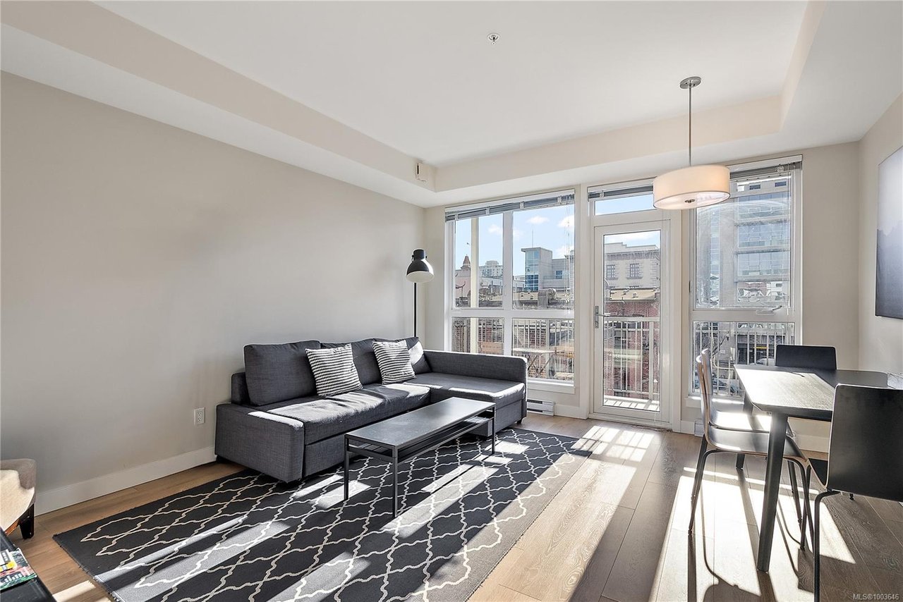 408-613 Herald St, Victoria