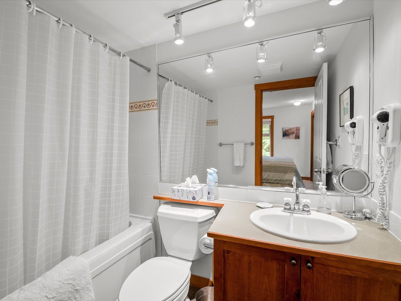325-4660 Blackcomb Wy
